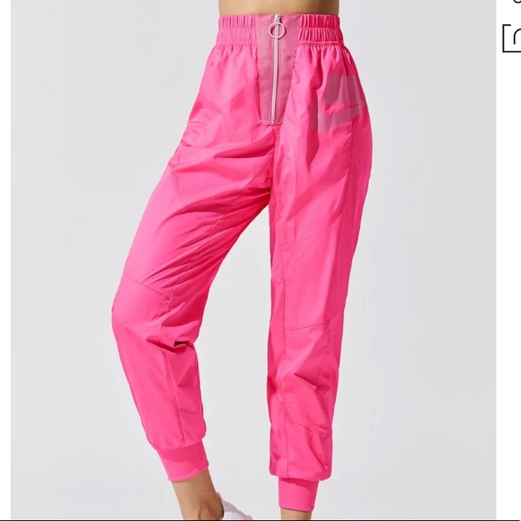 pink nike bottoms